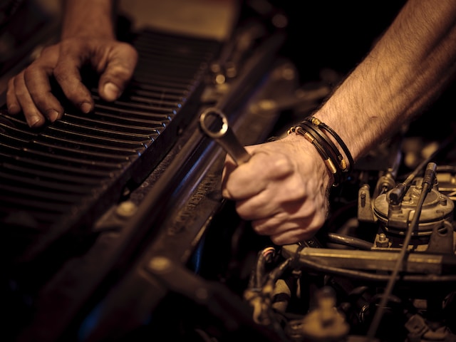 Auto Repair Tips Every Car Owner Should Know